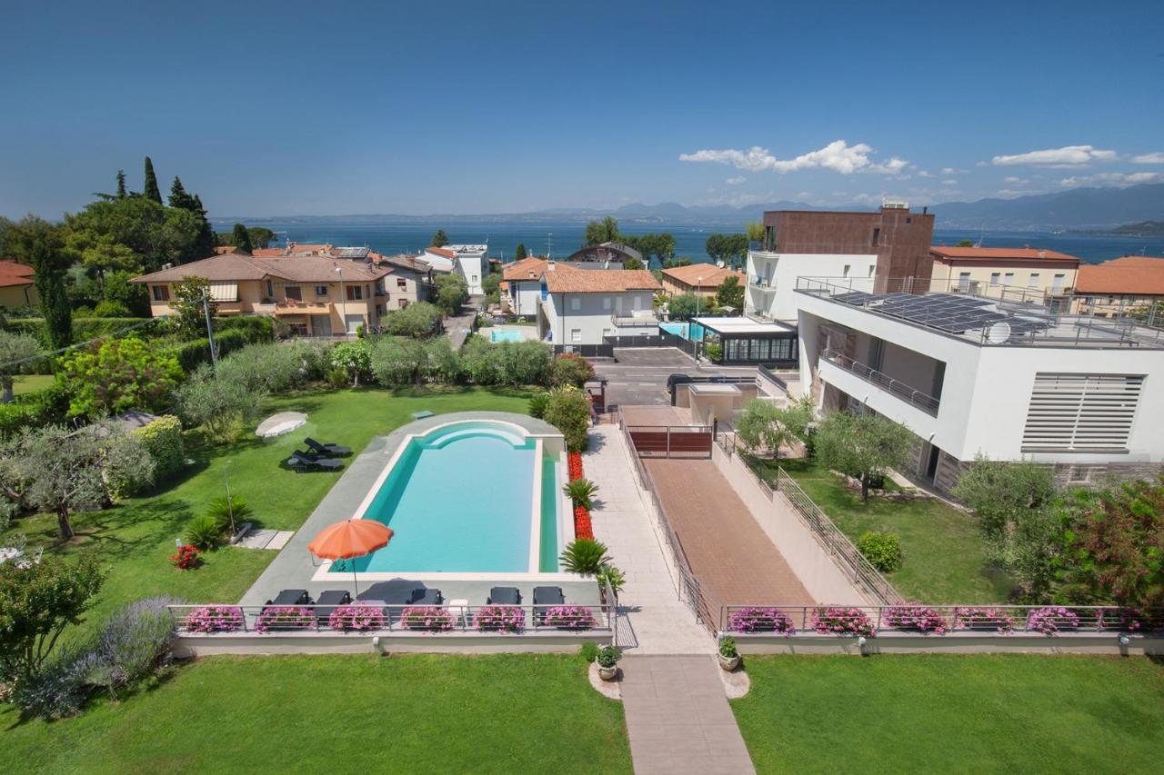 Villa Aurora-Holiday Home Apt 2 Bardolino Extérieur photo